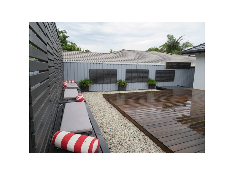 152 Shara Boulevarde, Ocean Shores NSW 2483