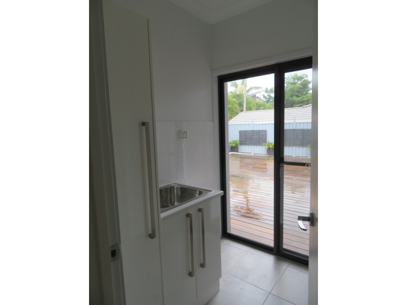 152 Shara Boulevarde, Ocean Shores NSW 2483