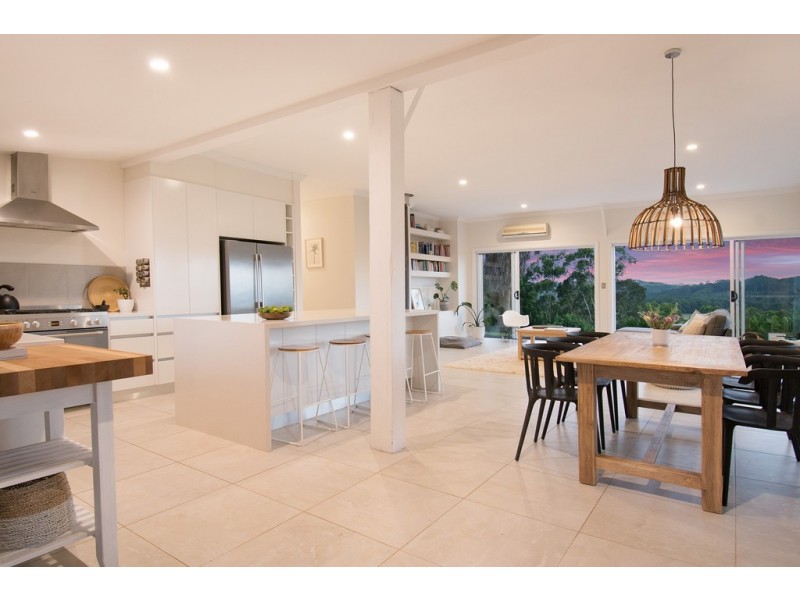 154 Waltons Road, Federal NSW 2480