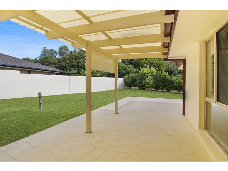 1 Kulgun Court, Ocean Shores NSW 2483