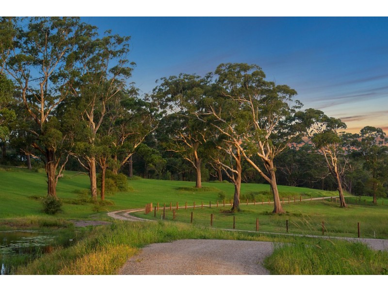 84 Owenia Way, Broken Head NSW 2481