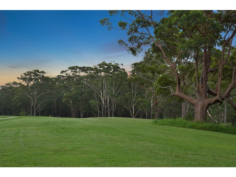 84 Owenia Way, Broken Head NSW 2481