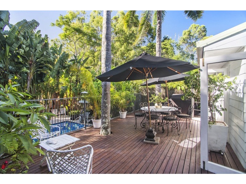 2 Ulpirra Court, Ocean Shores NSW 2483