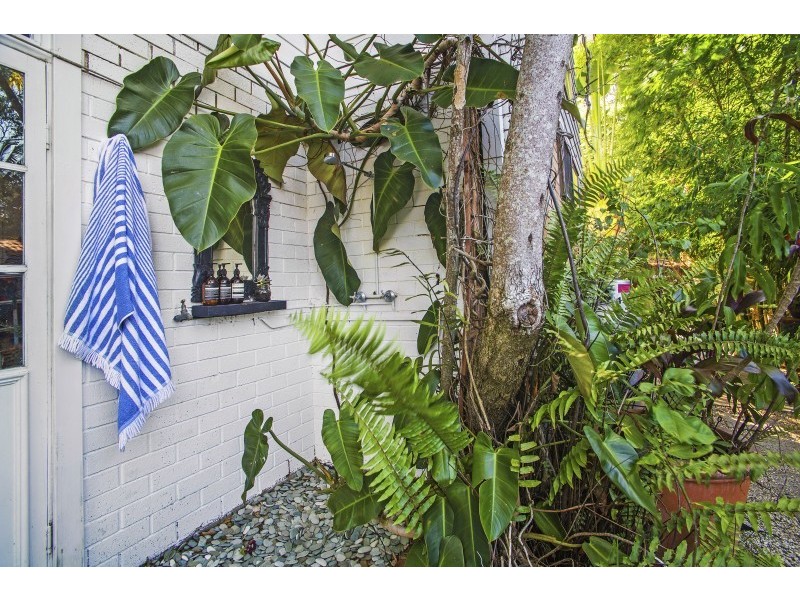 2 Ulpirra Court, Ocean Shores NSW 2483