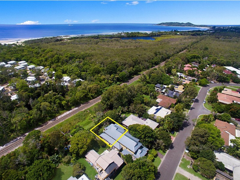 2/27 Belongil Crescent, Byron Bay NSW 2481