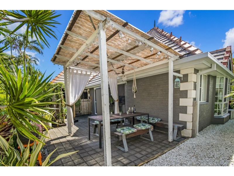 2/20 Sunrise Blvd, Byron Bay NSW 2481