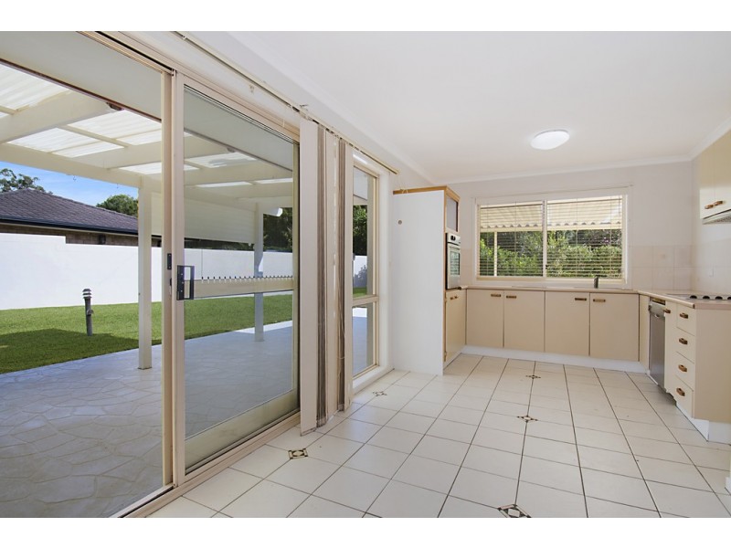 1 Kulgun Court, Ocean Shores NSW 2483