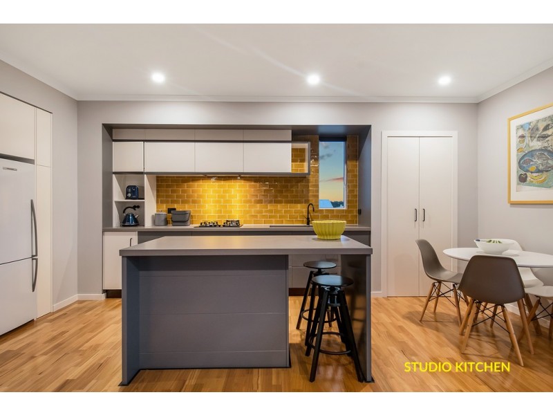 27 Parrot Tree Place, Bangalow NSW 2479