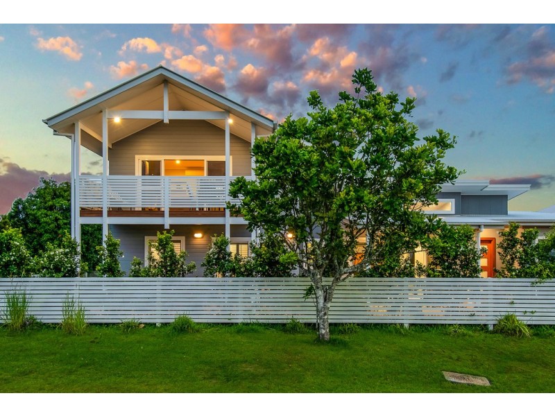 27 Parrot Tree Place, Bangalow NSW 2479