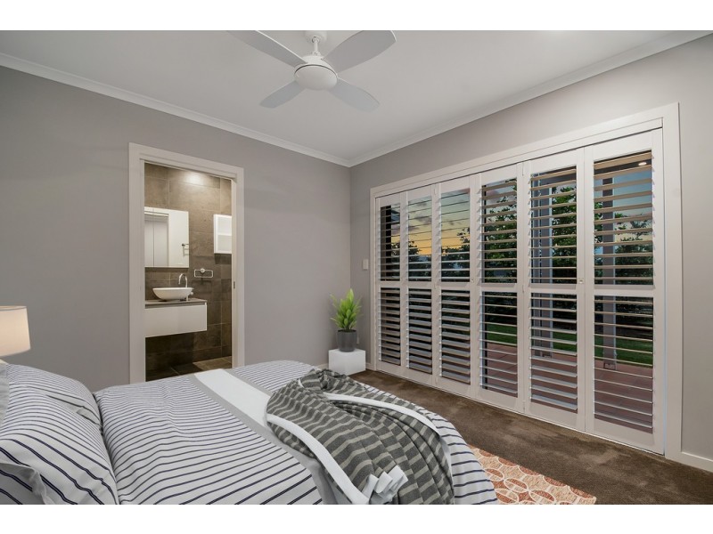 27 Parrot Tree Place, Bangalow NSW 2479