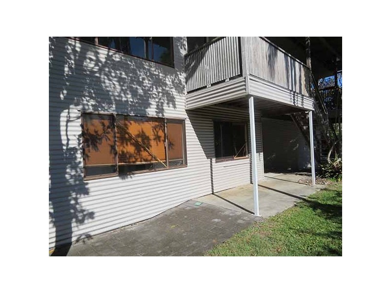 3 Armstrong Street, Suffolk Park NSW 2481