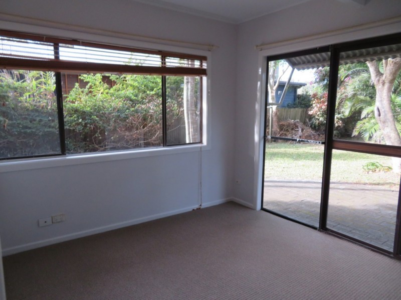 3 Armstrong Street, Suffolk Park NSW 2481