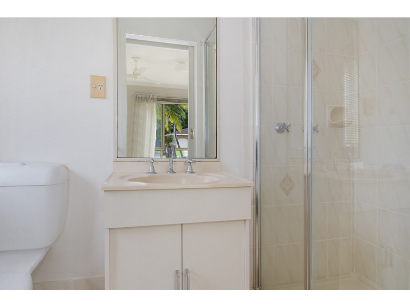 1 Kulgun Court, Ocean Shores NSW 2483