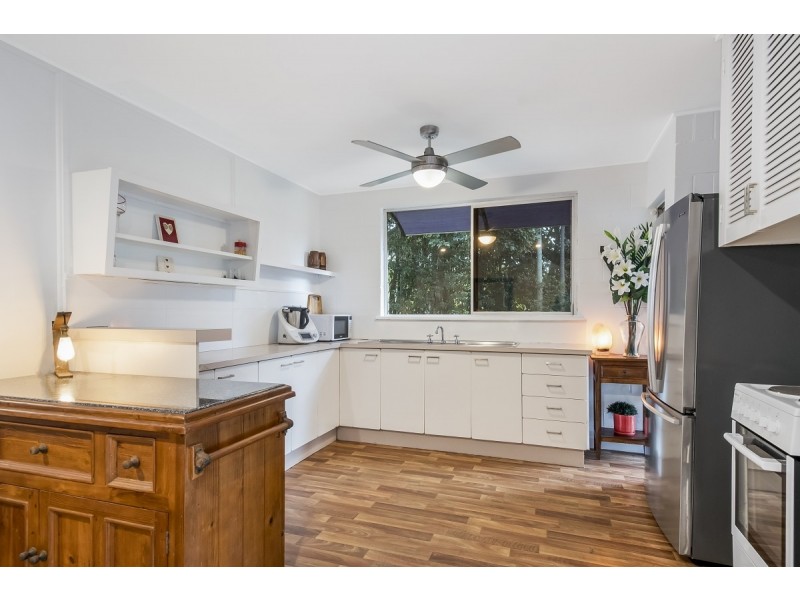 1/5 Kuringai Way, Ocean Shores NSW 2483