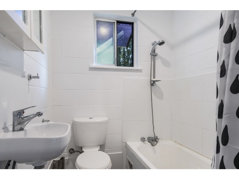 1/5 Kuringai Way, Ocean Shores NSW 2483