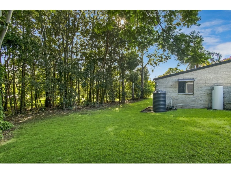 1/5 Kuringai Way, Ocean Shores NSW 2483