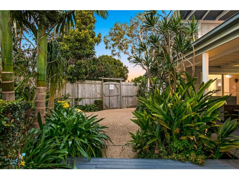 23 Kalemajere Drive, Suffolk Park NSW 2481