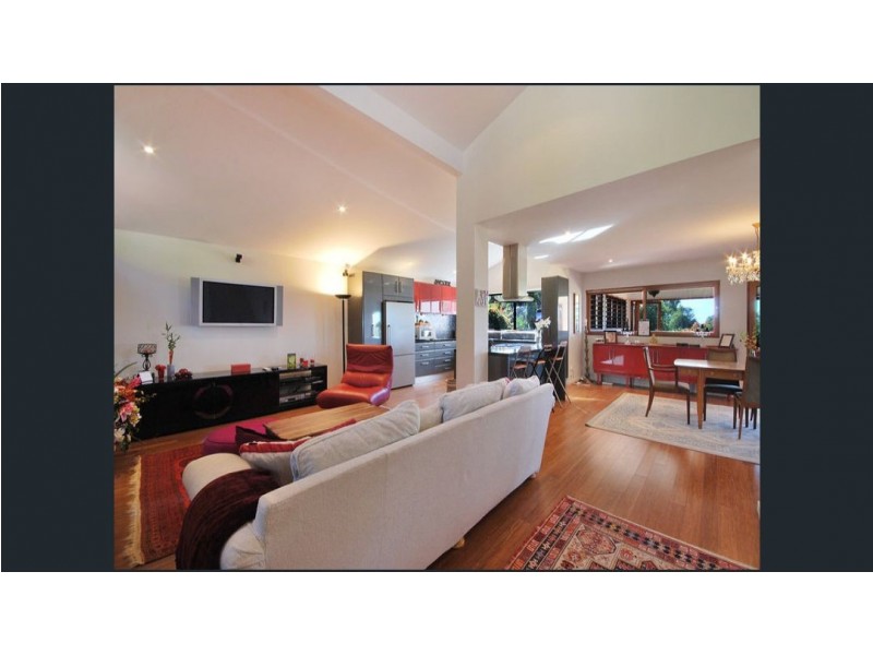 10 Tongarra Drive, Ocean Shores NSW 2483