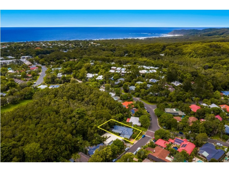 24 Bottlebrush Crescent, Suffolk Park NSW 2481