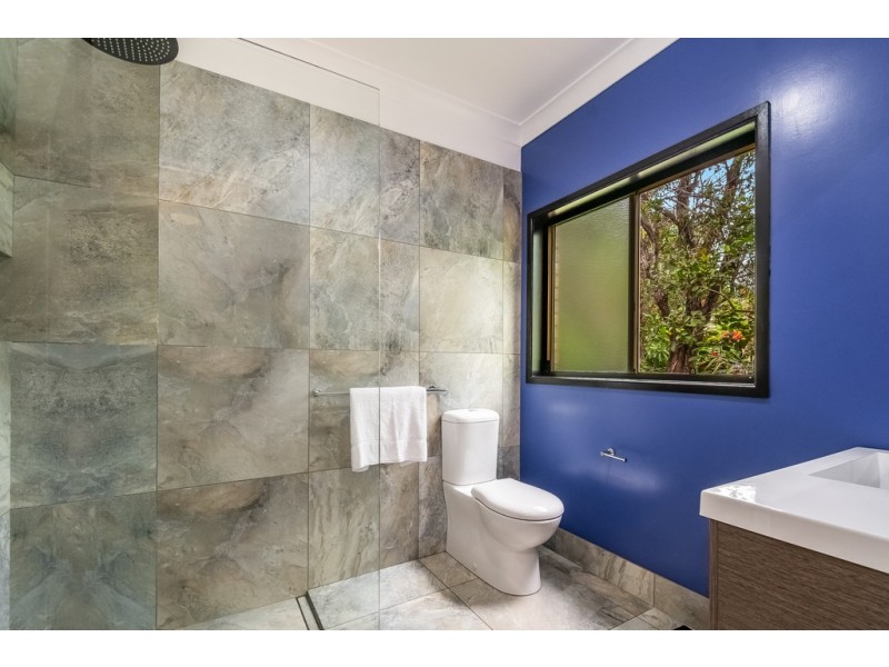 24 Bottlebrush Crescent, Suffolk Park NSW 2481