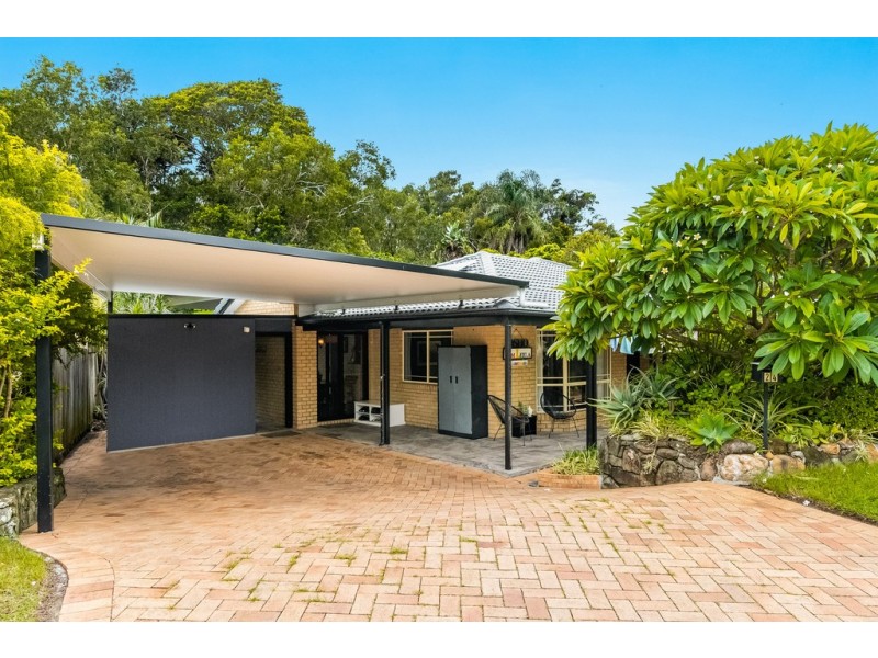 24 Bottlebrush Crescent, Suffolk Park NSW 2481