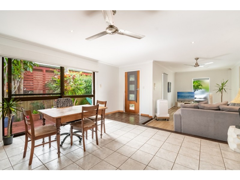 2/14 Armstrong Street, Suffolk Park NSW 2481
