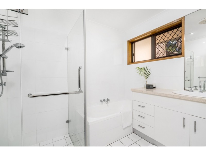 21 Beech Drive, Suffolk Park NSW 2481