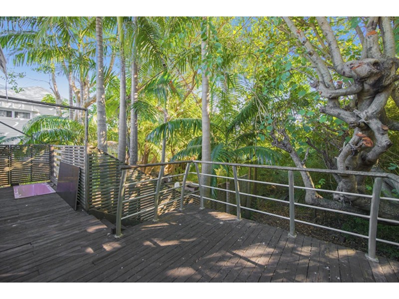 12 BANGALOW ROAD, Byron Bay NSW 2481