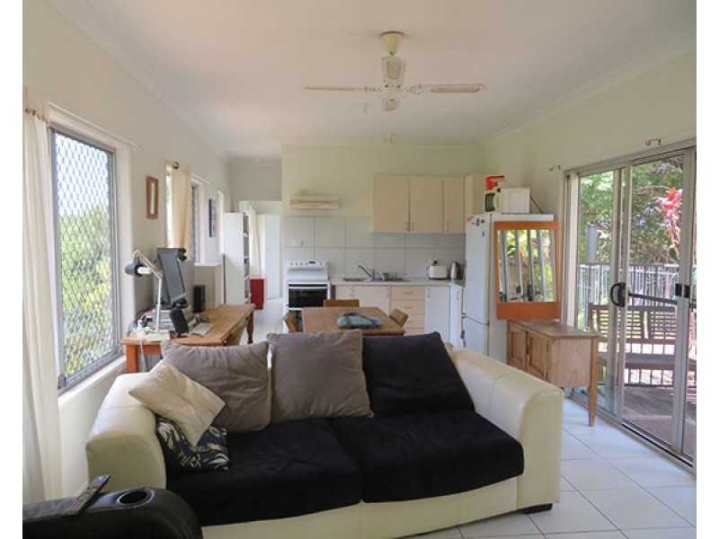 6 pioneers cres, Bangalow NSW 2479