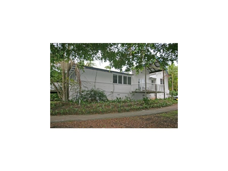 2 Oodgeroo Gardens, Byron Bay NSW 2481