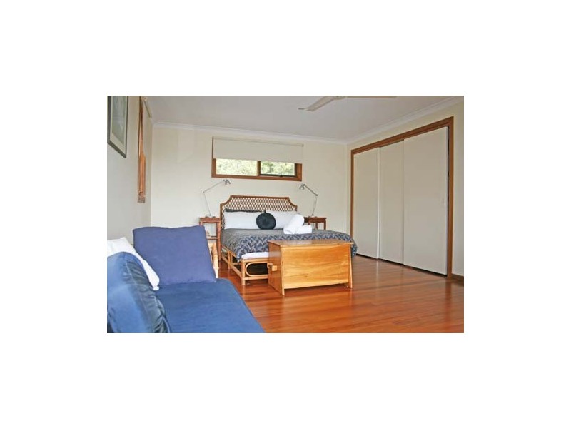 “Beausoleil” 15 Bay Vista Lane, Ewingsdale NSW 2481