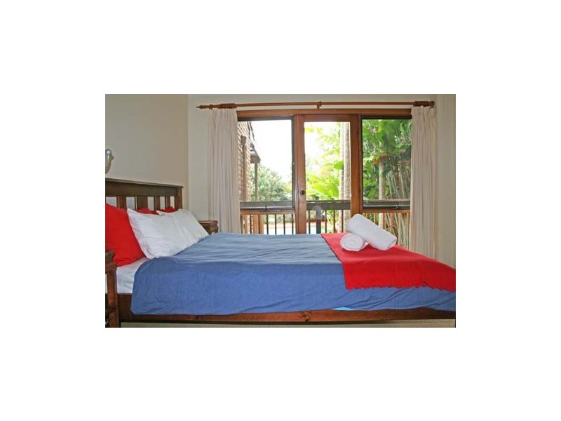“Beausoleil” 15 Bay Vista Lane, Ewingsdale NSW 2481