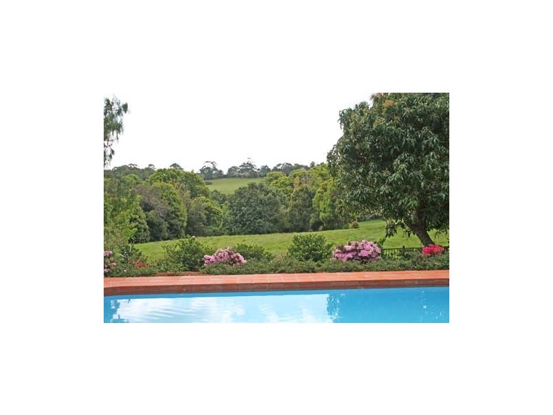 “Beausoleil” 15 Bay Vista Lane, Ewingsdale NSW 2481