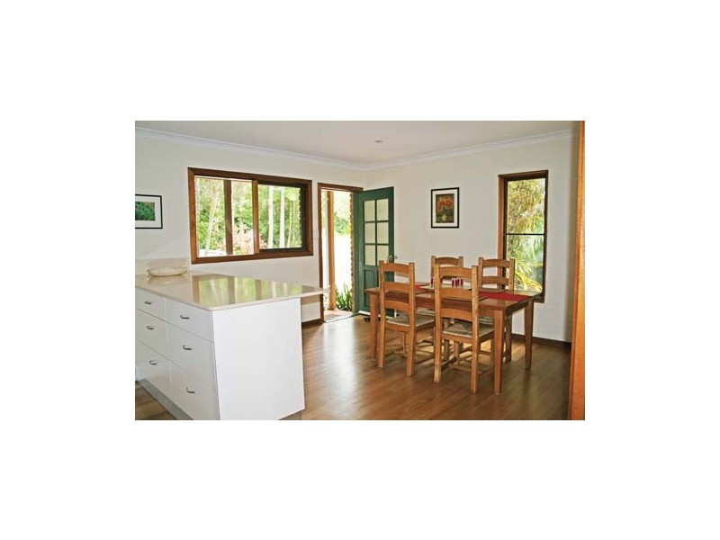 “Beausoleil” 15 Bay Vista Lane, Ewingsdale NSW 2481
