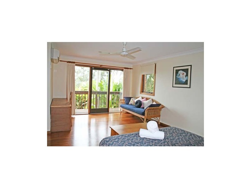 “Beausoleil” 15 Bay Vista Lane, Ewingsdale NSW 2481