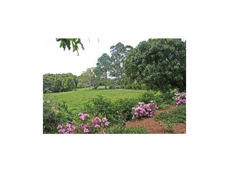 “Beausoleil” 15 Bay Vista Lane, Ewingsdale NSW 2481