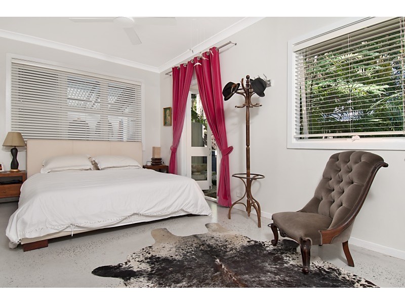 15 Kalemajere Drive, Suffolk Park NSW 2481