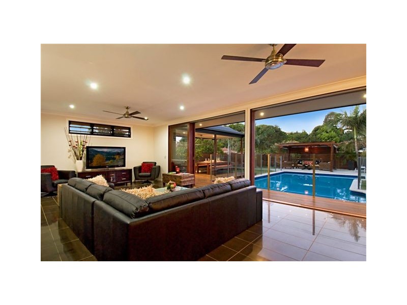 2/103 Beech Drive, Suffolk Park NSW 2481