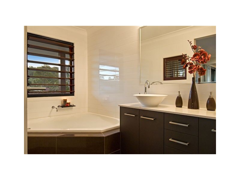 2/103 Beech Drive, Suffolk Park NSW 2481