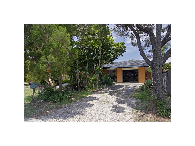 17 Glasgow Street, Suffolk Park NSW 2481