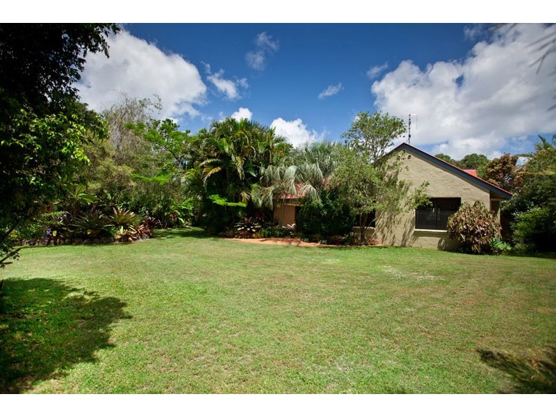 24 Beachside Drive, Suffolk Park NSW 2481