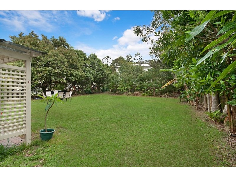 10 Hazelwood Close, Suffolk Park NSW 2481