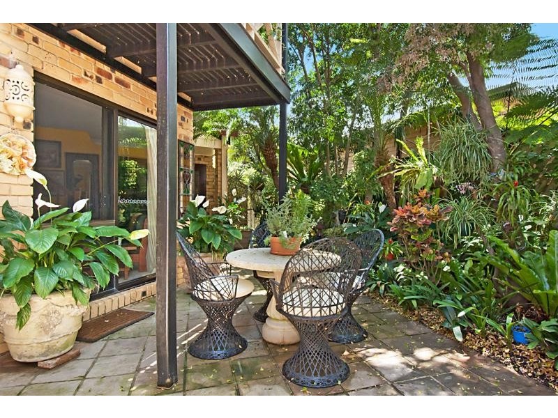 1 and 2/11 Carlyle Street, Byron Bay NSW 2481
