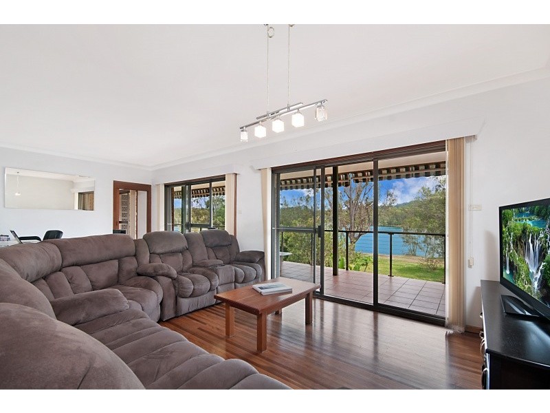 4 Riverside Crescent, Brunswick Heads NSW 2483
