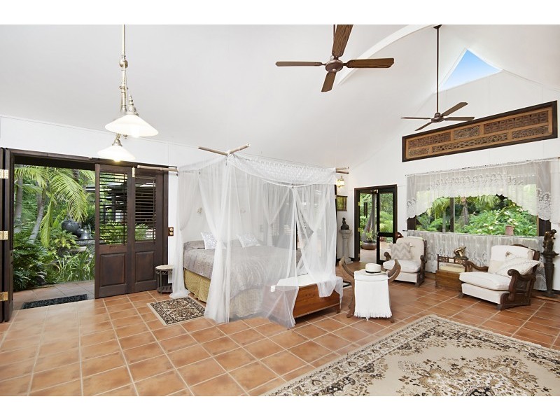 19 Taylors Lane, Ewingsdale NSW 2481