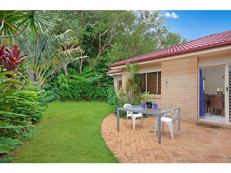 24 Bottlebrush Crescent, Suffolk Park NSW 2481