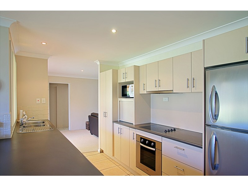 10 Beachside Drive, Suffolk Park NSW 2481