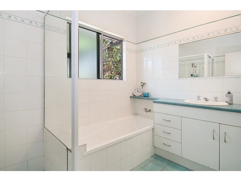 12 Tamarind Court, Suffolk Park NSW 2481