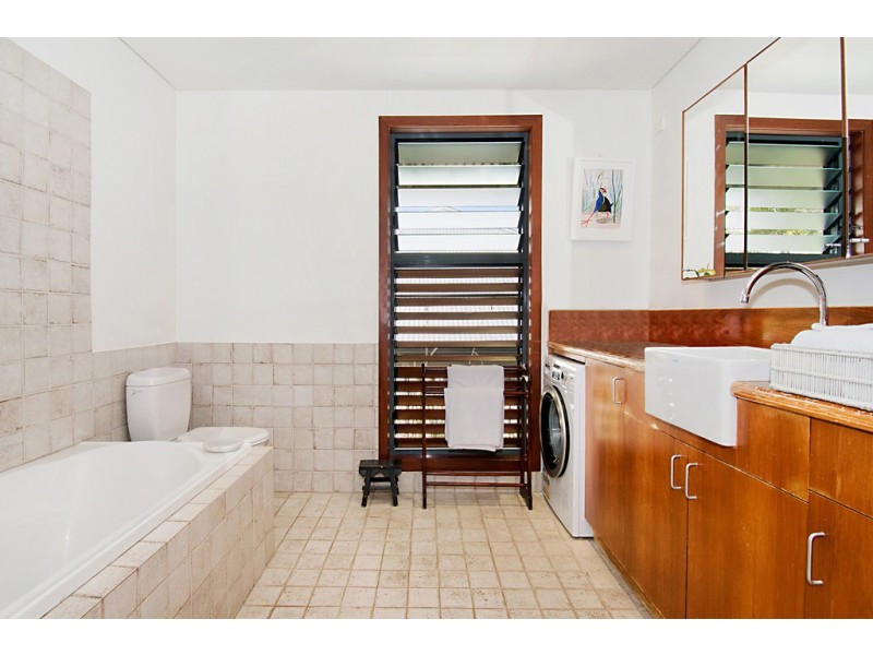 11 Oodgeroo Gardens, Byron Bay NSW 2481