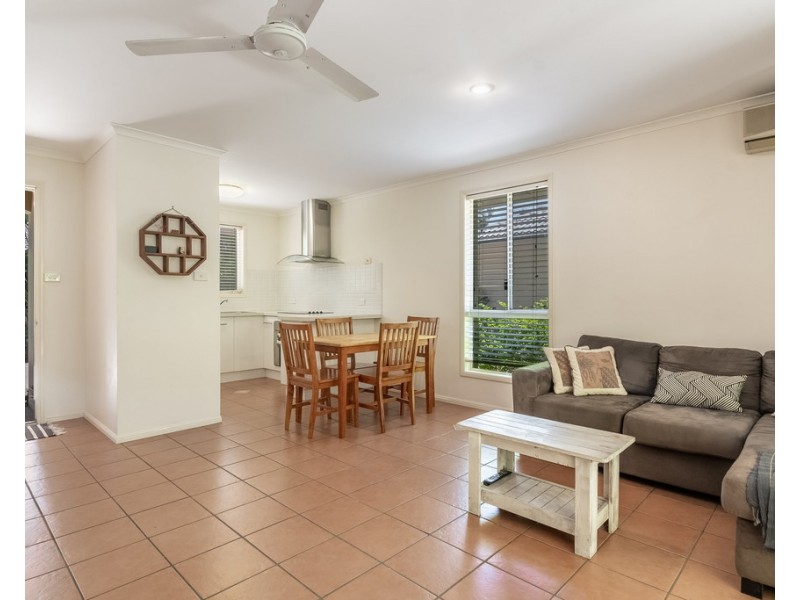 2/182 Broken Head Road, Suffolk Park NSW 2481